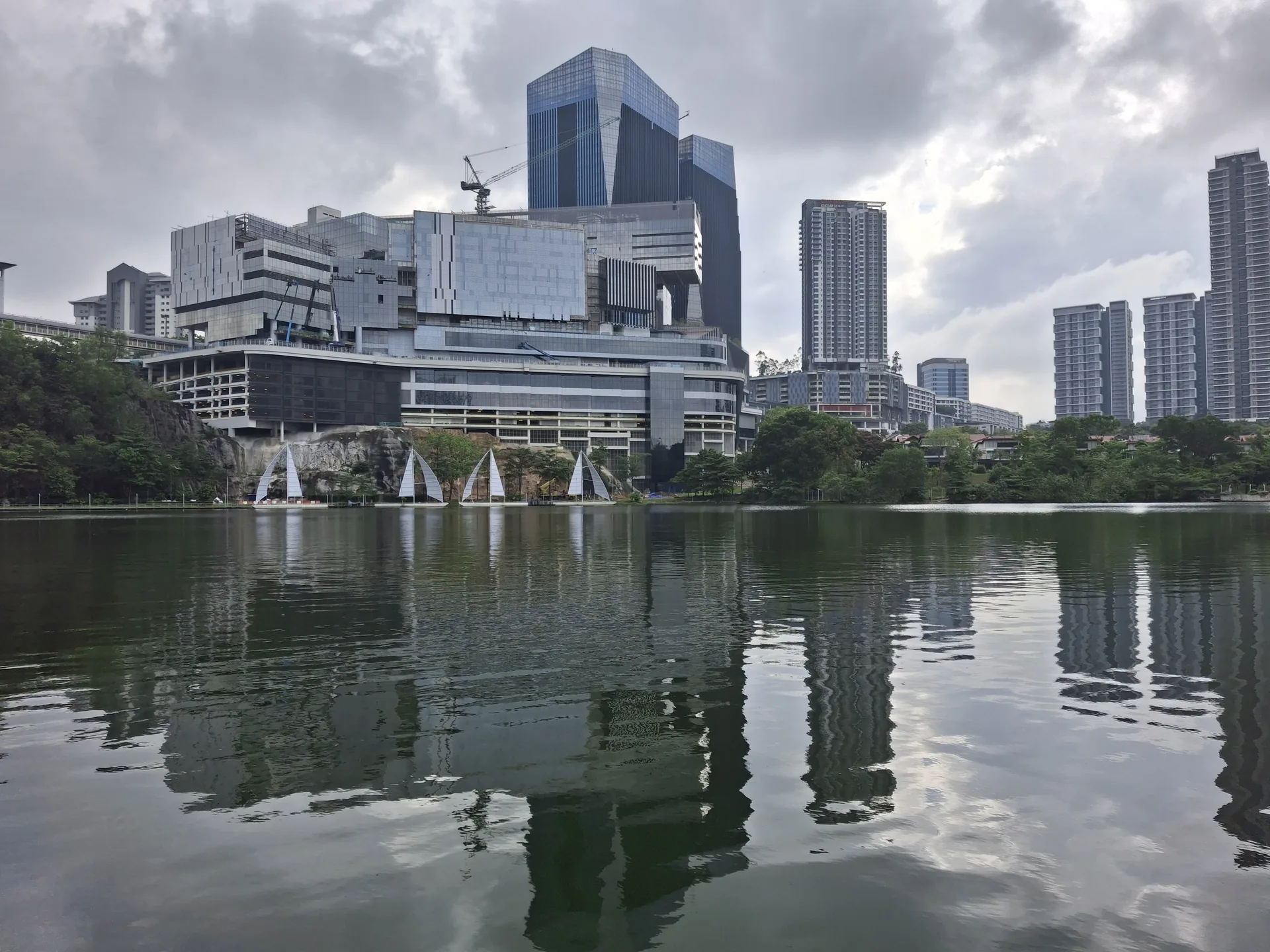 Urban lake — expert witness and litigation support